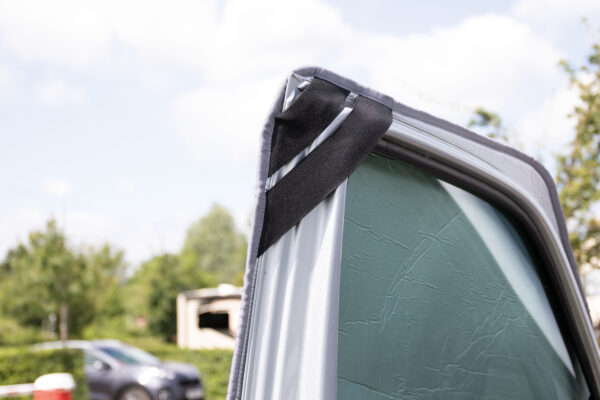 VW T5/T6 EXTERNAL BLACKOUT SCREEN - Image 4